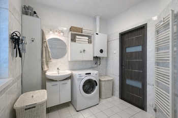 Prodej bytu 2+kk v osobním vlastnictví 57 m², Roztoky