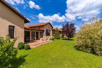 Prodej domu 652 m², Podbrdy