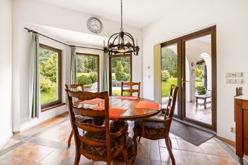Prodej domu 652 m², Podbrdy