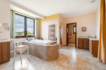 Prodej domu 652 m², Podbrdy