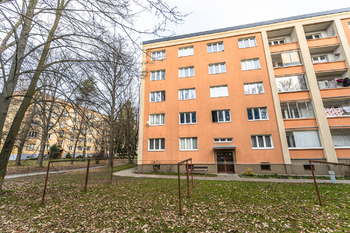 Pronájem bytu 2+1 v osobním vlastnictví 57 m², Praha 6 - Břevnov