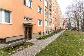 Pronájem bytu 2+1 v osobním vlastnictví 57 m², Praha 6 - Břevnov