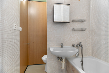 Koupelna s toaletou - Pronájem bytu 1+1 v osobním vlastnictví 41 m², Ústí nad Labem