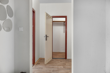 Chodba v bytě - Pronájem bytu 1+1 v osobním vlastnictví 41 m², Ústí nad Labem