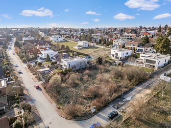 Prodej pozemku 960 m², Praha 5 - Slivenec