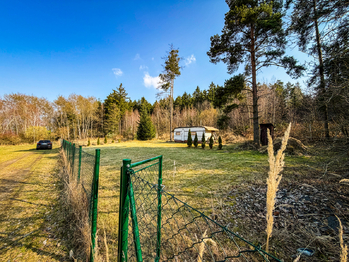 Prodej pozemku 539 m², Dubenec