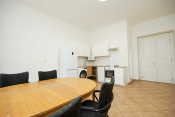 Pronájem bytu 2+kk v osobním vlastnictví 54 m², Praha 2 - Vinohrady