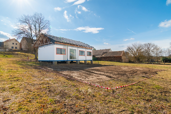 Prodej rodinného domu 4+kk s pozemkem 480 m² - Střelice, Stod, Plzeň jih - Prodej bytu 4+kk v osobním vlastnictví 95 m², Střelice