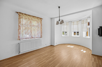 Prodej domu 320 m², Kácov