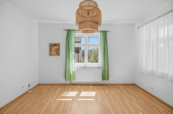 Prodej domu 320 m², Kácov