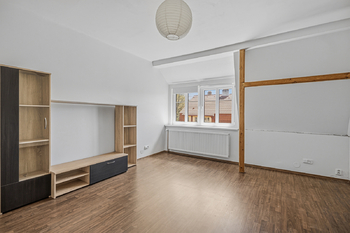 Prodej domu 320 m², Kácov