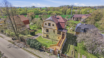 Prodej domu 320 m², Kácov