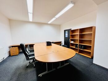 Pronájem kancelářských prostor 72 m², Kyjov
