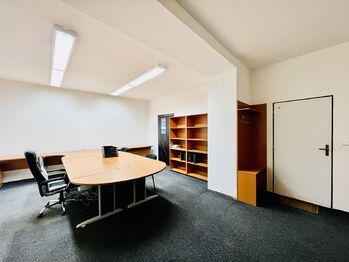 Pronájem kancelářských prostor 72 m², Kyjov