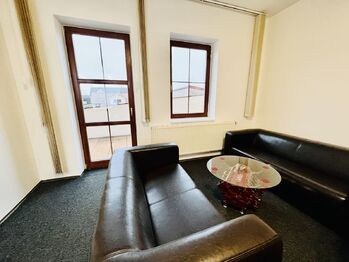 Pronájem kancelářských prostor 72 m², Kyjov