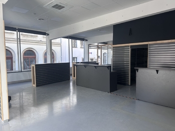 Pronájem obchodních prostor 214 m², Liberec