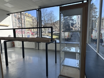 Pronájem obchodních prostor 214 m², Liberec