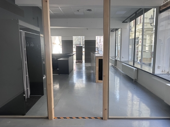 Pronájem obchodních prostor 214 m², Liberec