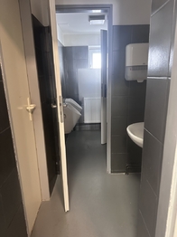 Pronájem obchodních prostor 214 m², Liberec