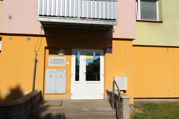 vstup do domu - Prodej bytu 3+kk v osobním vlastnictví 63 m², České Budějovice