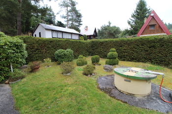 zahrada na konci zimy - Prodej chaty / chalupy 70 m², Hradec