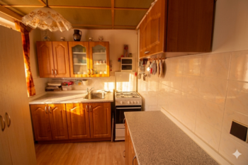 kuchyně - Prodej chaty / chalupy 70 m², Hradec