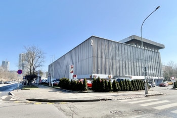 Prodej garážového stání 3165 m², Praha 4 - Podolí
