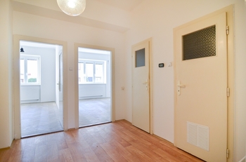 Chodba - Prodej bytu 3+1 v osobním vlastnictví 81 m², Brno