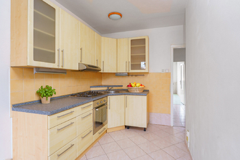 Prodej bytu 3+1 v osobním vlastnictví 81 m², Praha 8 - Čimice