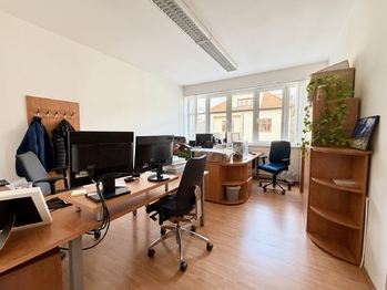 Pronájem kancelářských prostor 121 m², Praha 4 - Krč