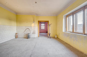 Prodej domu 175 m², Domoušice