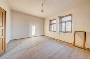 Prodej domu 175 m², Domoušice