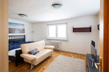 Pronájem kancelářských prostor 137 m², Praha 4 - Modřany