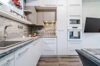 Pronájem bytu 2+kk v osobním vlastnictví 78 m², Šlapanice