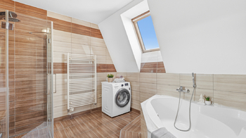 Prodej domu 248 m², Praha 9 - Horní Počernice