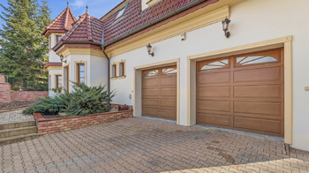Prodej domu 248 m², Praha 9 - Horní Počernice