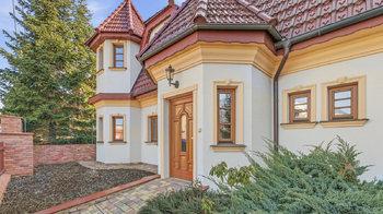 Prodej domu 248 m², Praha 9 - Horní Počernice