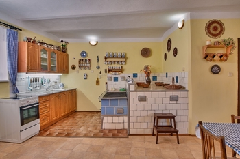 Prodej bytu 2+1 v osobním vlastnictví 698 m², Drhovle