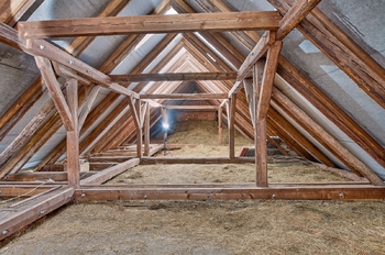 Prodej bytu 2+1 v osobním vlastnictví 698 m², Drhovle