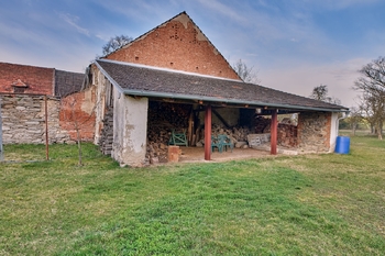 Prodej bytu 2+1 v osobním vlastnictví 698 m², Drhovle