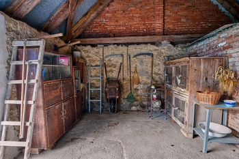 Prodej bytu 2+1 v osobním vlastnictví 698 m², Drhovle