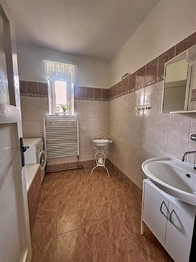 Prodej bytu 2+1 v osobním vlastnictví 698 m², Drhovle