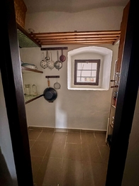 Prodej bytu 2+1 v osobním vlastnictví 698 m², Drhovle