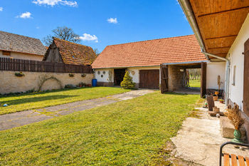 Prodej zemědělského objektu 160 m², Drhovle