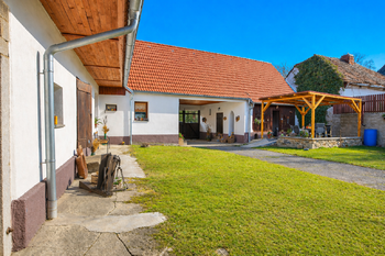 Prodej zemědělského objektu 160 m², Drhovle