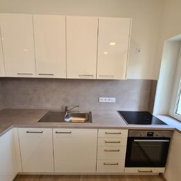 Pronájem bytu 1+kk v osobním vlastnictví 34 m², Praha 10 - Strašnice