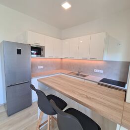 Pronájem bytu 1+kk v osobním vlastnictví 34 m², Praha 10 - Strašnice