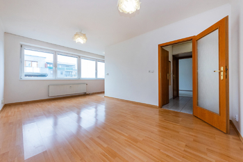 Pronájem bytu 2+kk v osobním vlastnictví 52 m², Praha 8 - Troja
