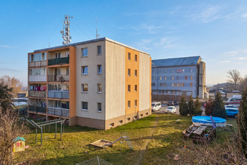 Prodej bytu 3+1 v osobním vlastnictví 59 m², Nehvizdy