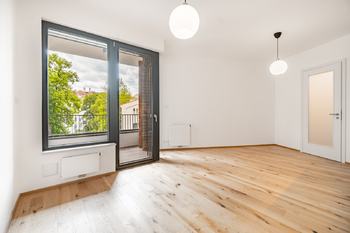 Pronájem bytu 1+kk v osobním vlastnictví 35 m², Praha 4 - Nusle